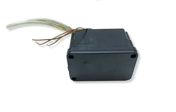 Mercedes-Benz E C207 W207 Central locking vacuum pump 0008003348 A59982000 A5998200010