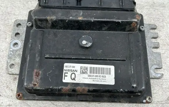 Nissan Micra C+C Engine control unit/module MEC37300