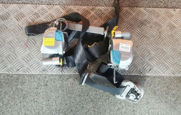 KIA Rio Seat belt trim 888801W330