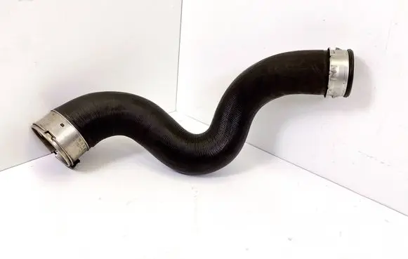 Intercooler hose/pipe