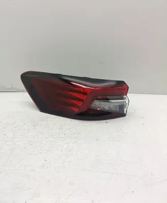 Skoda Superb B5 (3U) Rear/tail lights 3P0945207 82520101