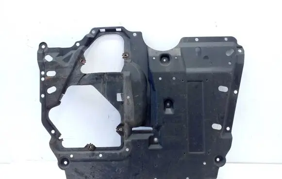 Mitsubishi ASX Engine splash shield/under tray 5379A259