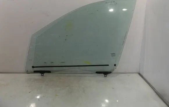 Renault Scenic III - Grand scenic III Front door window glass four-door