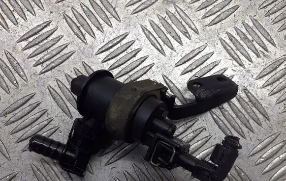 Opel Meriva A Valve vacuum 13110331