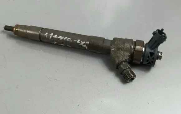 Nissan X-Trail T32 Fuel injector 0445110546