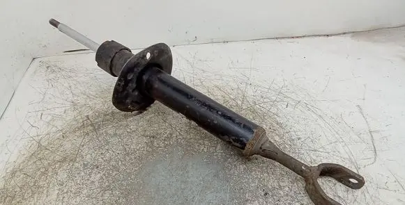 Audi A4 S4 B5 8D Front shock absorber/damper 8D0413031L