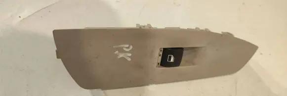 BMW 7 F01 F02 F03 F04 Electric window control switch 9163526 10W09E04 ME09FA00103