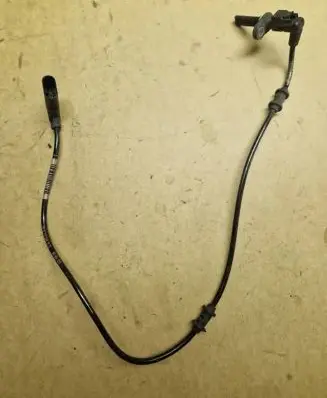 Mercedes-Benz E AMG W212 Rear ABS sensor wiring A2135403805 MD004002 549004002
