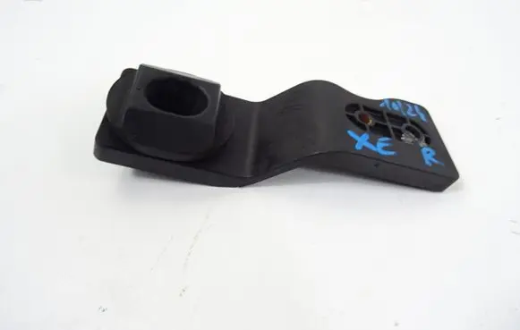 Jaguar XE Radiator mount bracket GX73-8K337-AC