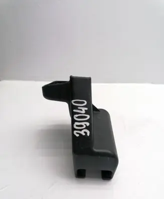Toyota Corolla Verso E121 Rear seat rail trim cover 721370F010