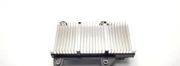 BMW 7 E65 E66 Power management control unit 6957026 8ES00827017