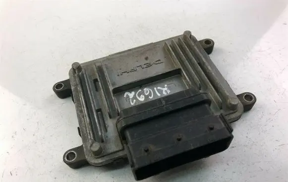 Toyota RAV 4 (XA40) Other control units/modules 25183255 K1692