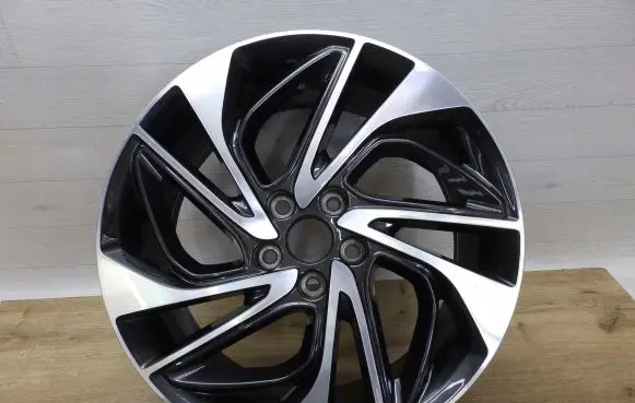 Hyundai Tucson JM R19 alloy rim 