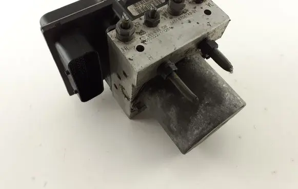 BMW 5 E60 E61 ABS Pump 6769707 34516769707
