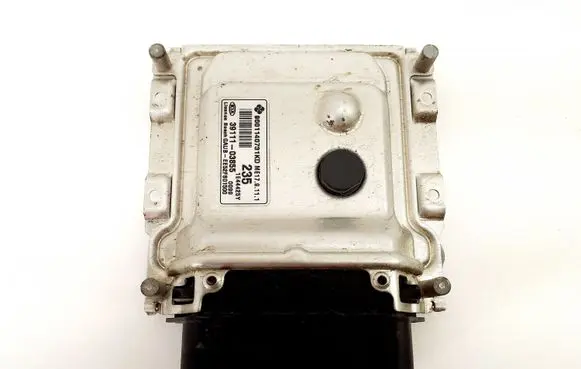 KIA Rio Engine control unit/module 3911103855