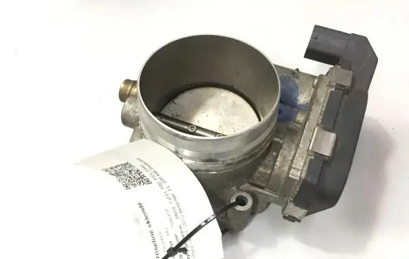 BMW 7 F01 F02 F03 F04 Throttle valve 7556119