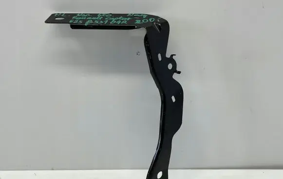 Renault Captur Fender mounting bracket 625B53104R
