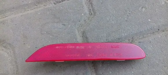 Nissan Qashqai Rear tail light reflector 331420725023005