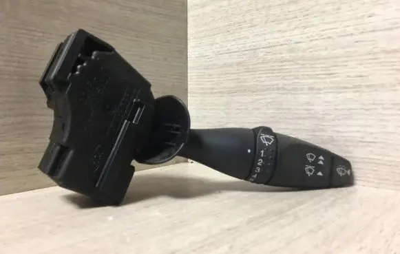 Ford Focus Wiper control stalk 98AG17A553DC