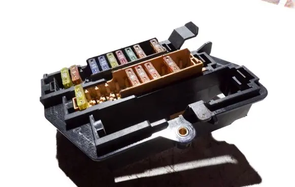 Audi A6 S6 C6 4F Fuse module 4F1971845A