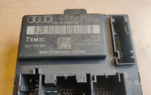 Audi A6 S6 C6 4F Door control unit/module 4F0959793B