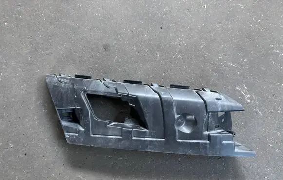 Audi Q5 SQ5 Front bumper mounting bracket 80A807096A