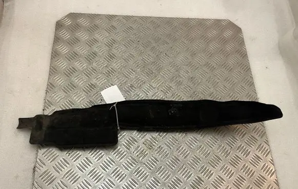 Peugeot 5008 II Fender end trim 9809291480