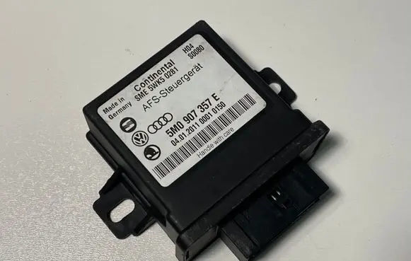Skoda Superb B6 (3T) Light module LCM 5M0907357E 5WK50281