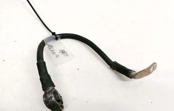 Volkswagen PASSAT B5 Positive cable (battery)