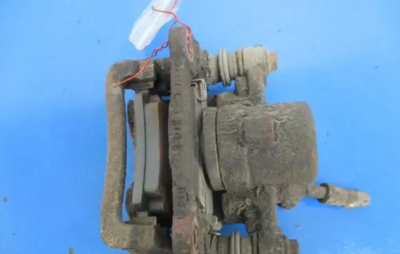 Toyota Corolla E120 E130 Rear brake caliper