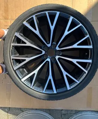 Volvo XC90 R22 alloy rim 31454682