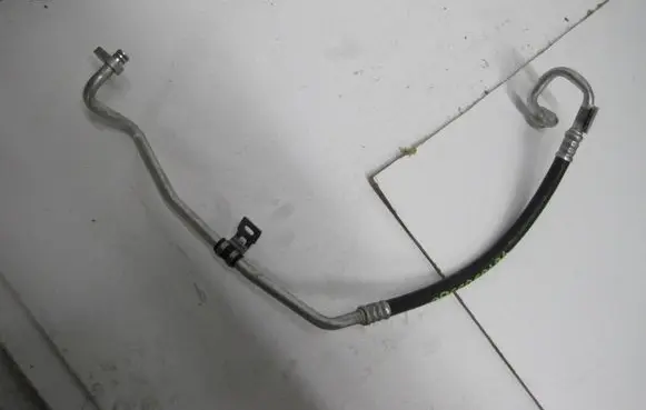 Peugeot 3008 I Air conditioning (A/C) pipe/hose 9676363380 07T0272