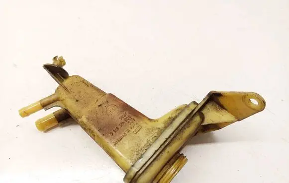 Volkswagen PASSAT B5 Power steering fluid tank/reservoir 8d0422373c