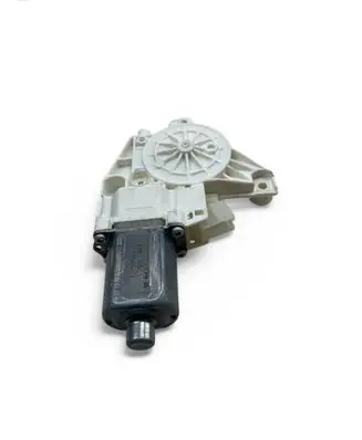 Mercedes-Benz GLE (W166 - C292) Front door window regulator motor A1669060301 0130822755