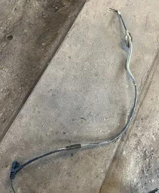 Handbrake/parking brake wiring cable