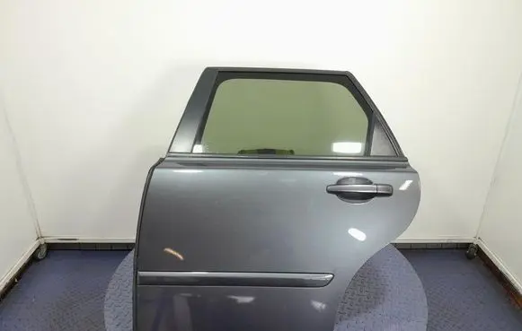 Rear door