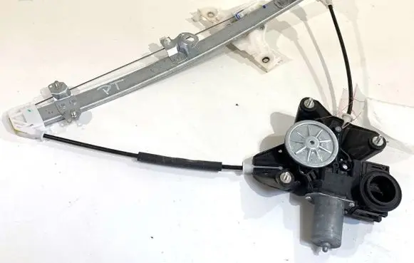 Toyota Yaris Rear door window regulator with motor 85710K0010