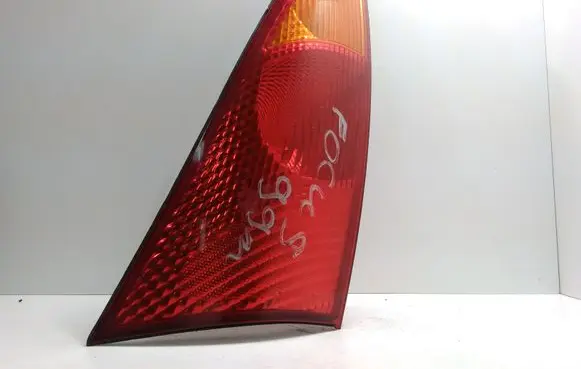 Ford Focus Rear/tail lights XS4X13404AC