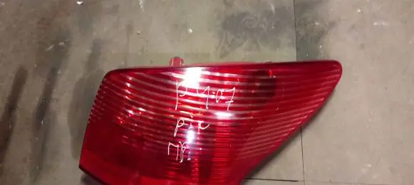 Peugeot 407 Rear/tail lights