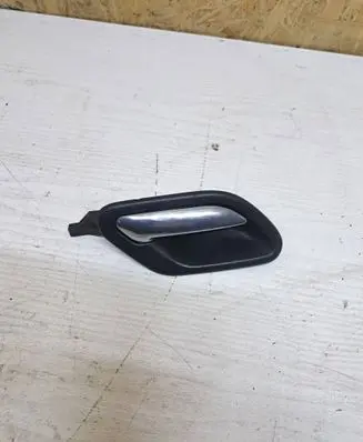 BMW 5 E39 Front door interior handle 8226050