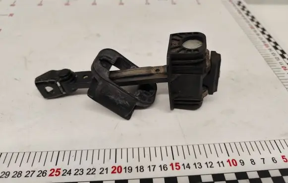 BMW X1 E84 Rear door check strap stopper 2990642