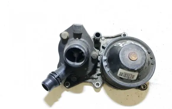 BMW 3 E90 E91 Water pump 781083302