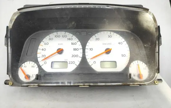 Volkswagen Golf III Speedometer (instrument cluster) 1H0919864R