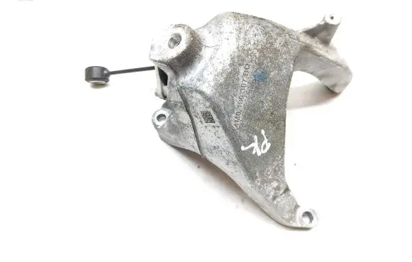Audi A4 S4 B9 8W Engine mounting bracket 4M0199307BQ