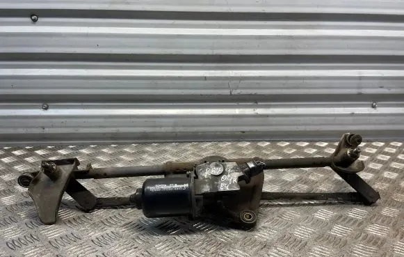 Toyota RAV 4 (XA20) Front wiper linkage and motor 8511042130 1592004842