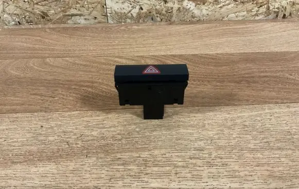 Audi A6 S6 C6 4F Hazard light switch 4F0941509 9751216