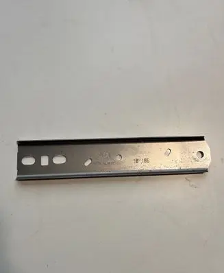 Opel Combo E Front bumper lower grill 9816534480