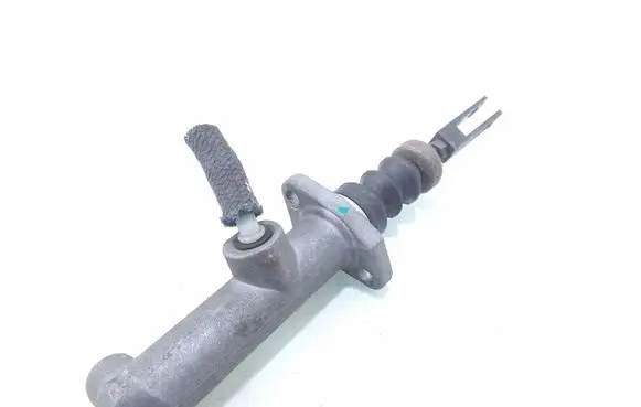 Audi A6 S6 C4 4A Clutch slave cylinder 1061826
