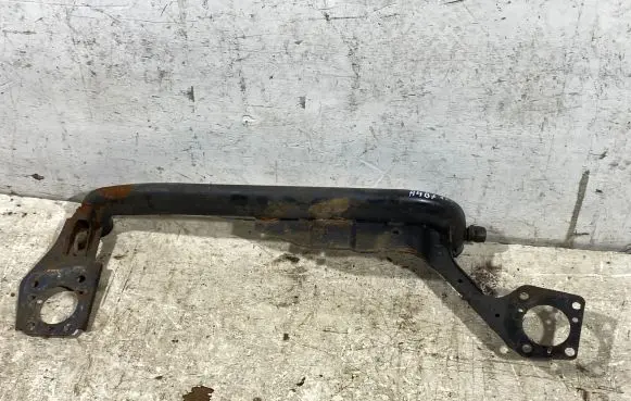 Audi A4 S4 B7 8E 8H Engine mounting bracket 8E0199521D
