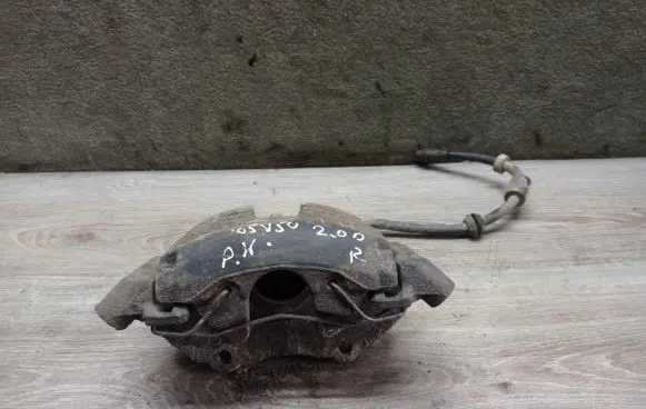 Volvo V50 Front brake caliper